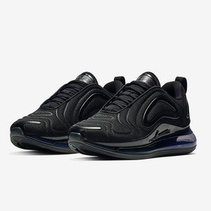 Nike Air Max 720 Size 7 Triple Black